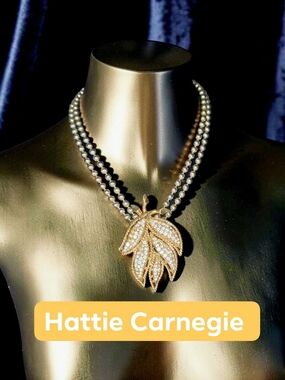 Hattie Carnegie Pavé Rhinestone & Rope Leaf Brooch Pendant